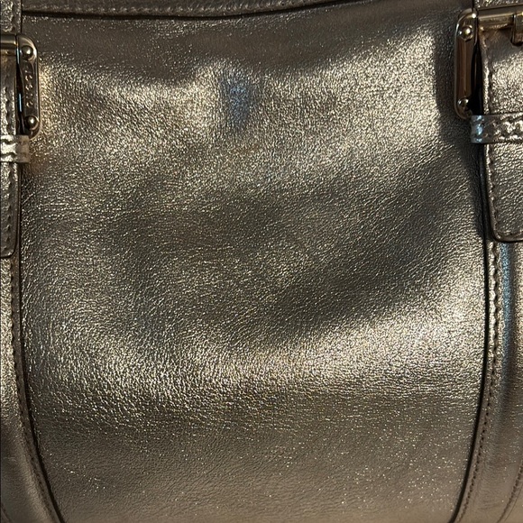 Gucci Gold Designer Women's Bag - Picture 10 of 12